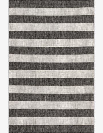5' 3 x 8' Easy-Clean Striped Indoor / Outdoor Rug
