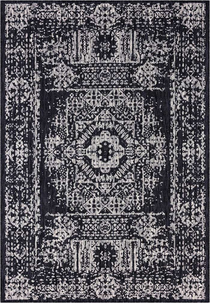 9' x 12' Easy-Clean Traditional Indoor / Outdoor Rug