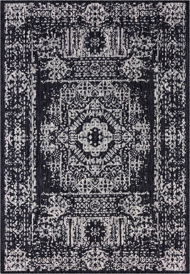 Detail image of 9' x 12' Easy-Clean Traditional Indoor / Outdoor Rug