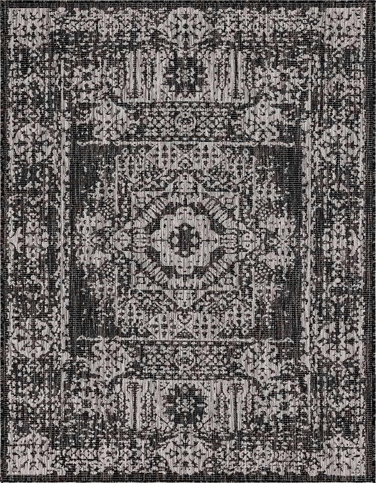 Detail image of 5' 3 x 8' Easy-Clean Traditional Indoor / Outdoor Rug
