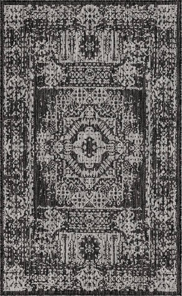Detail image of 5' 3 x 8' Easy-Clean Traditional Indoor / Outdoor Rug
