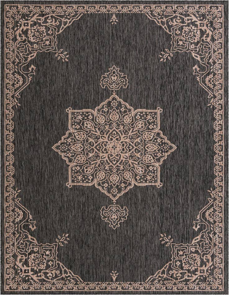Detail image of 7' 10 x 11' Easy-Clean Traditional Indoor / Outdoor Rug