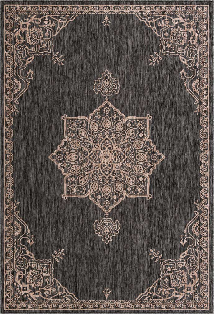 7' 10 x 11' Easy-Clean Traditional Indoor / Outdoor Rug