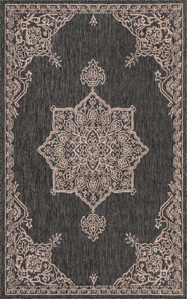 5' 3 x 8' Easy-Clean Traditional Indoor / Outdoor Rug