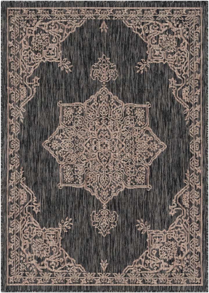 4' x 6' Easy-Clean Traditional Indoor / Outdoor Rug