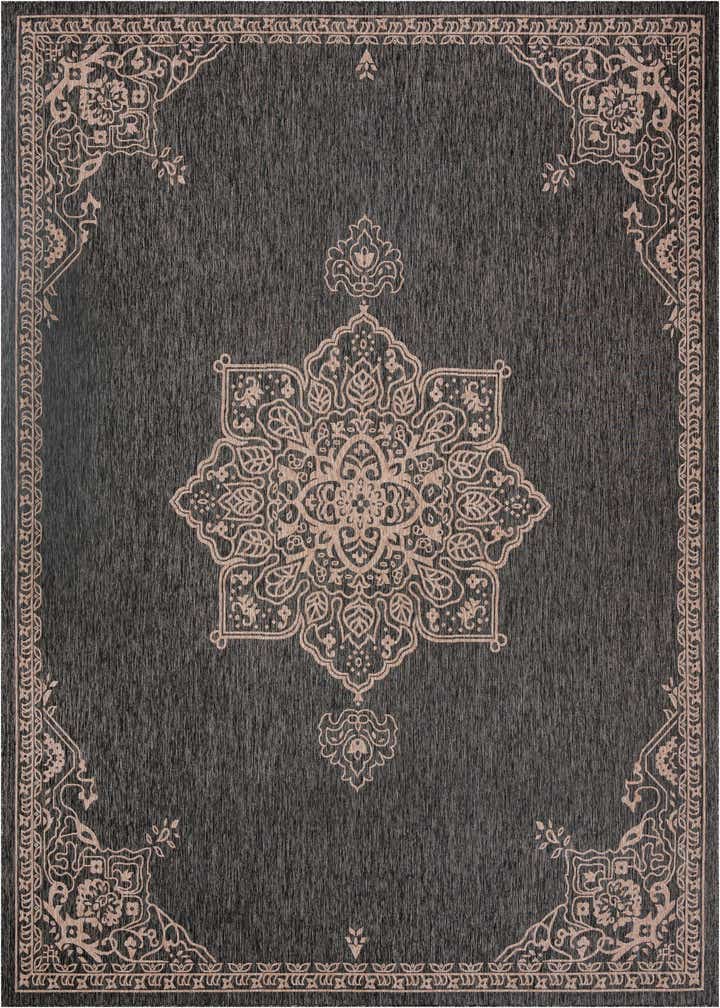 12' x 16' 1 Easy-Clean Traditional Indoor / Outdoor Rug
