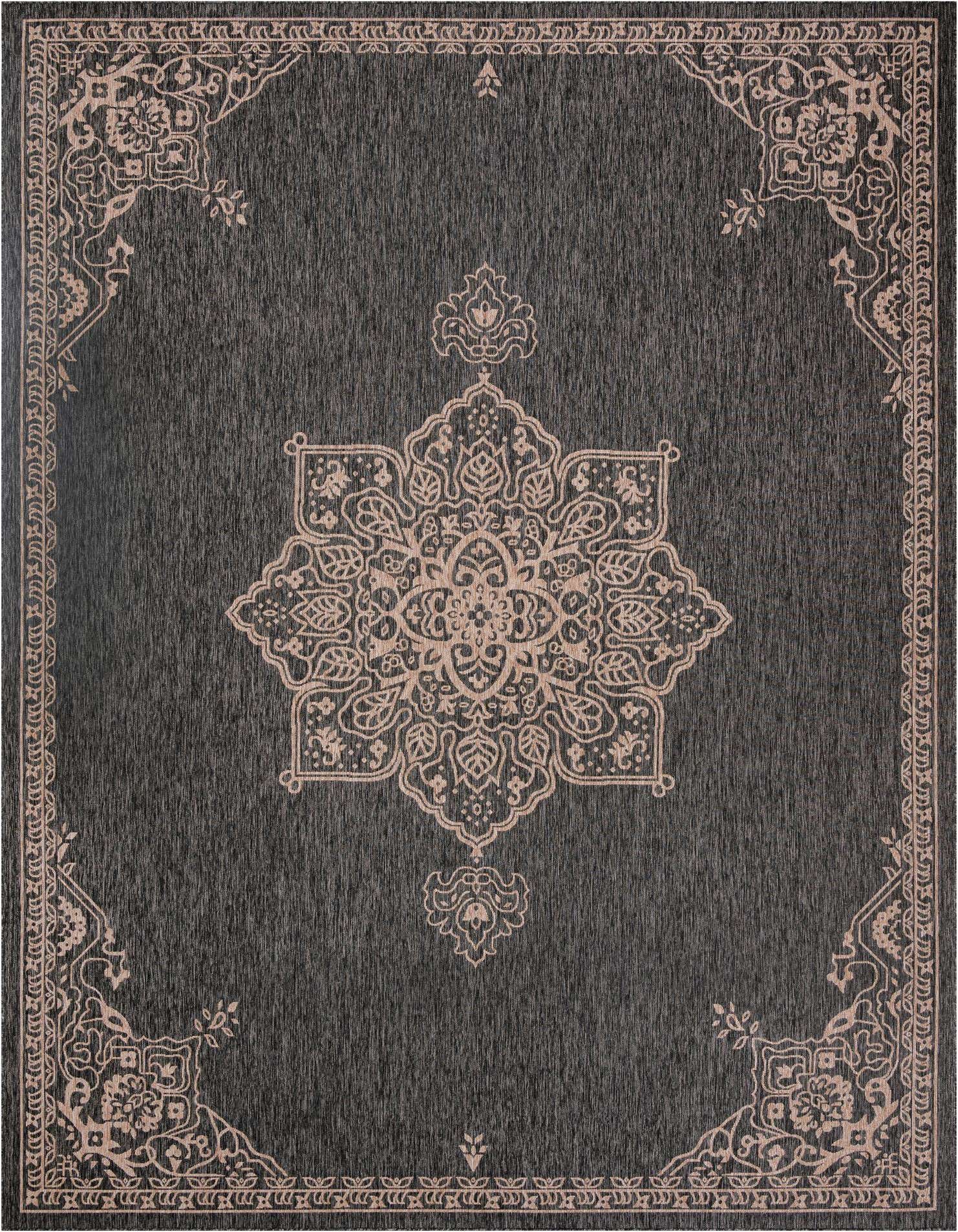 12' x 16' 1 Easy-Clean Traditional Indoor / Outdoor Rug