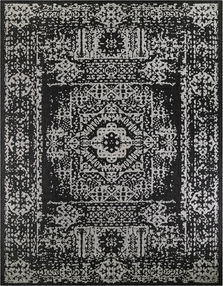 Detail image of 10' x 13' Easy-Clean Traditional Indoor / Outdoor Rug