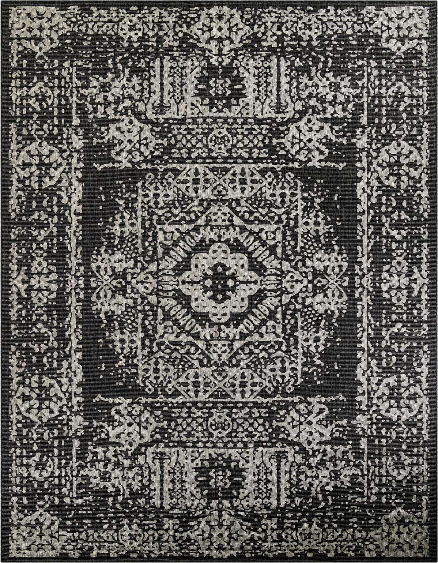 10' x 14' Easy-Clean Traditional Indoor / Outdoor Rug