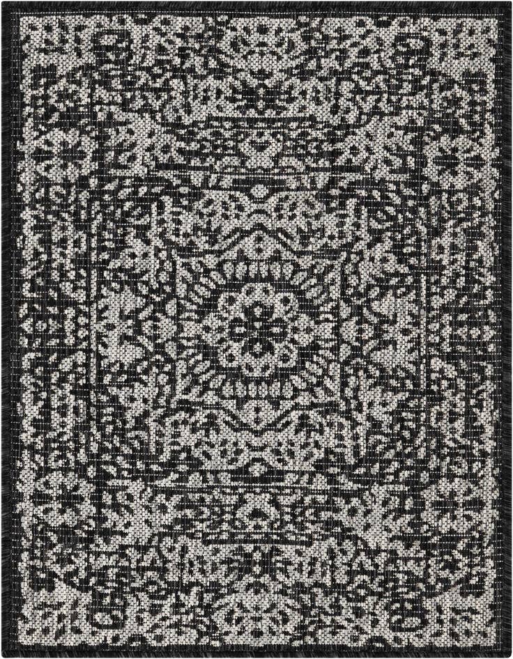 Detail image of 2' x 3' Easy-Clean Traditional Indoor / Outdoor Rug