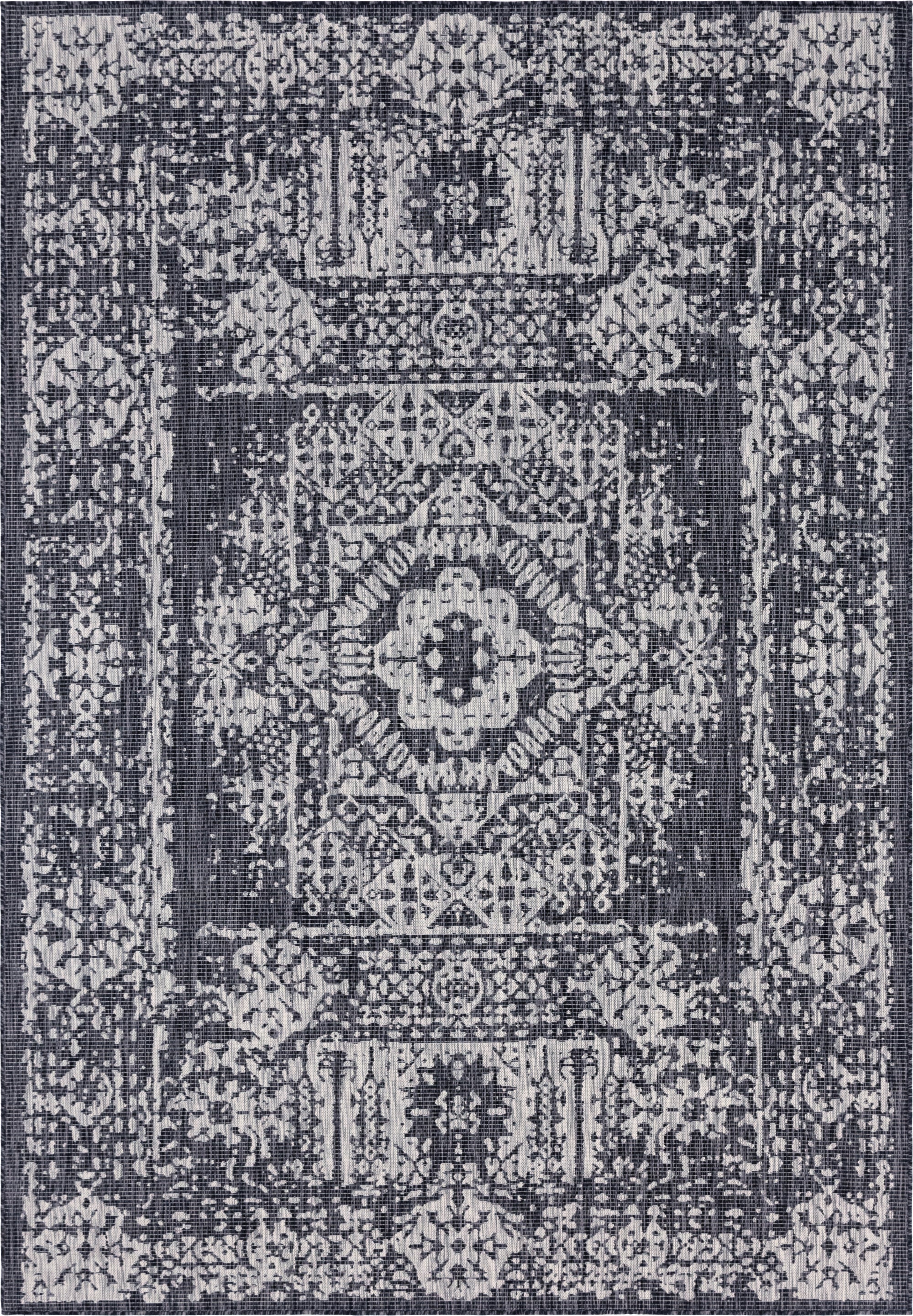 9' x 12'  Washable Traditional Indoor / Outdoor Rug