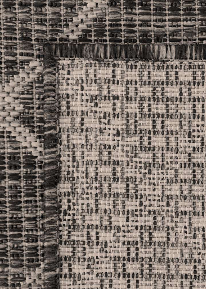10' x 13' Easy-Clean Trellis Indoor / Outdoor Rug