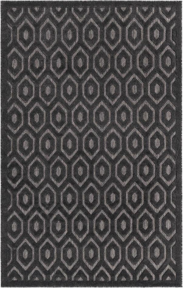 Detail image of 5' 3 x 8' Easy-Clean Trellis Textured Indoor / Outdoor Rug