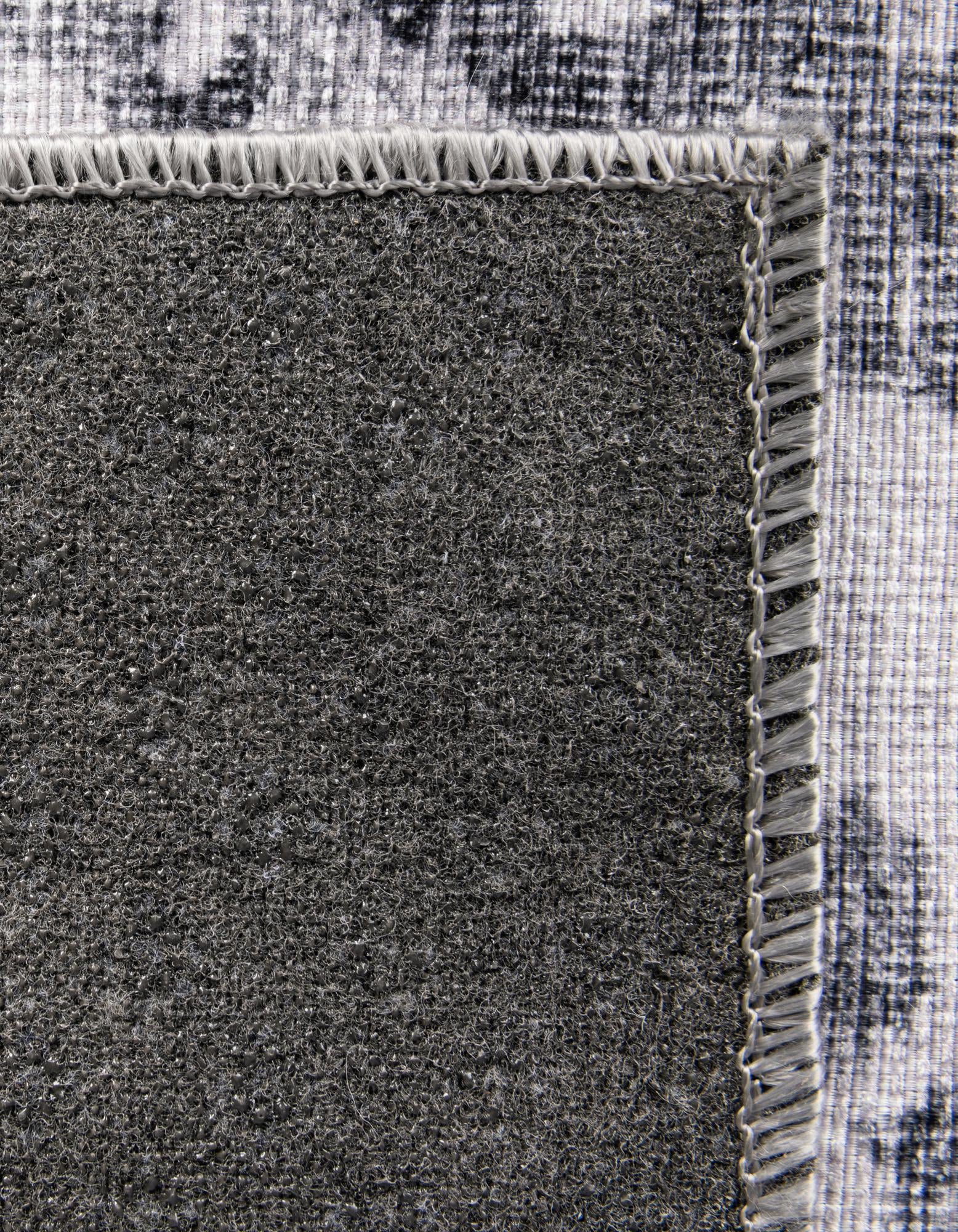 3' 6 x 5' 6 Washable Timeless Rug
