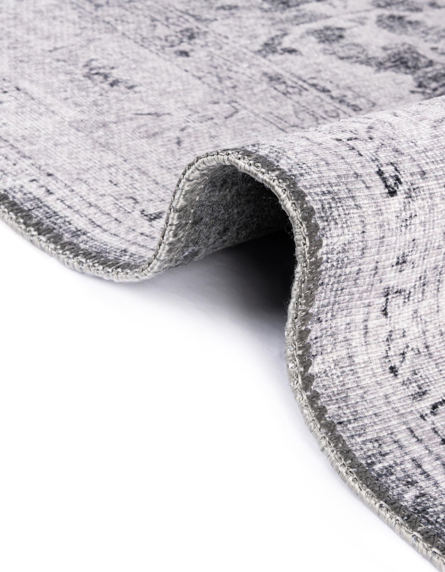 3' 6 x 5' 6 Washable Timeless Rug