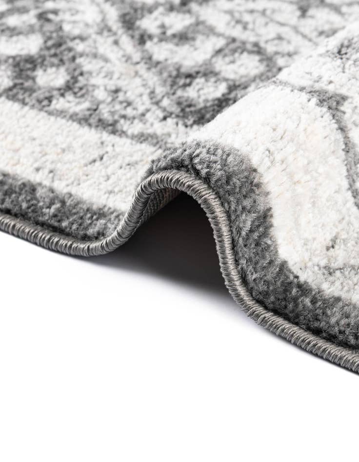 Detail image of 7' x 7' Aurelia Round Rug