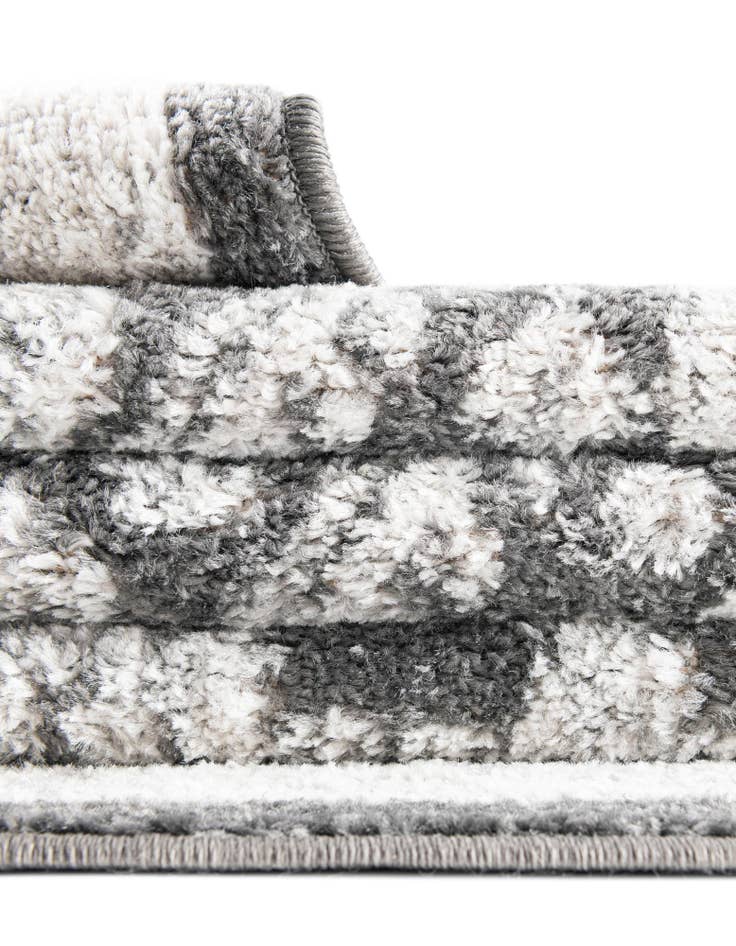 Detail image of 7' x 7' Aurelia Round Rug