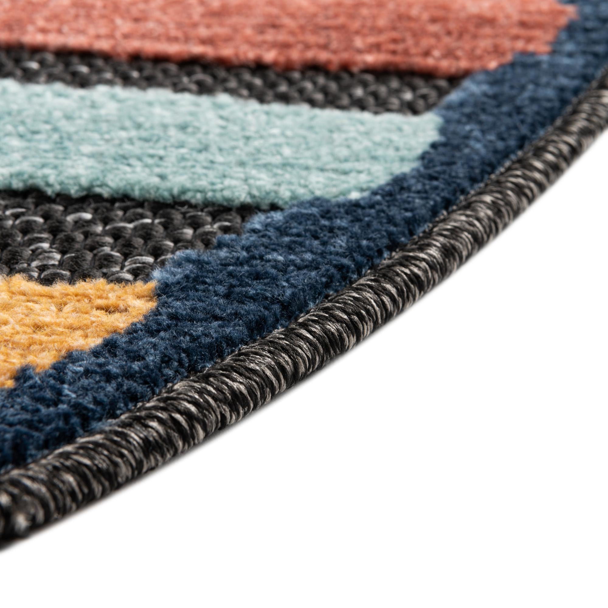 3' 3 x 3' 3 Easy-Clean Belize Indoor / Outdoor Round Rug