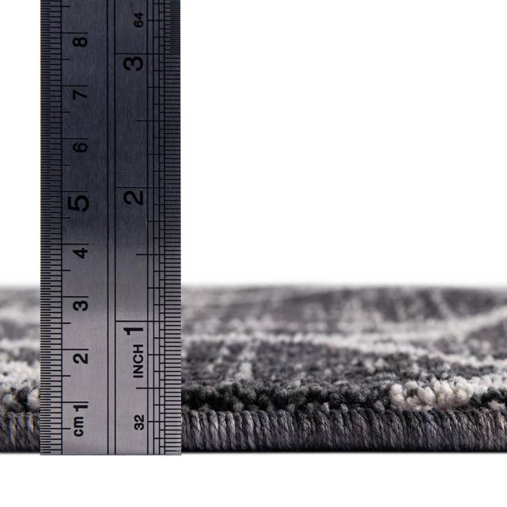 Detail image of 7' x 7' Eco Trellis Round Rug