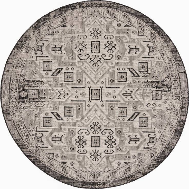 Detail image of 7' 10 x 7' 10 Easy-Clean Aztec Indoor / Outdoor Round Rug