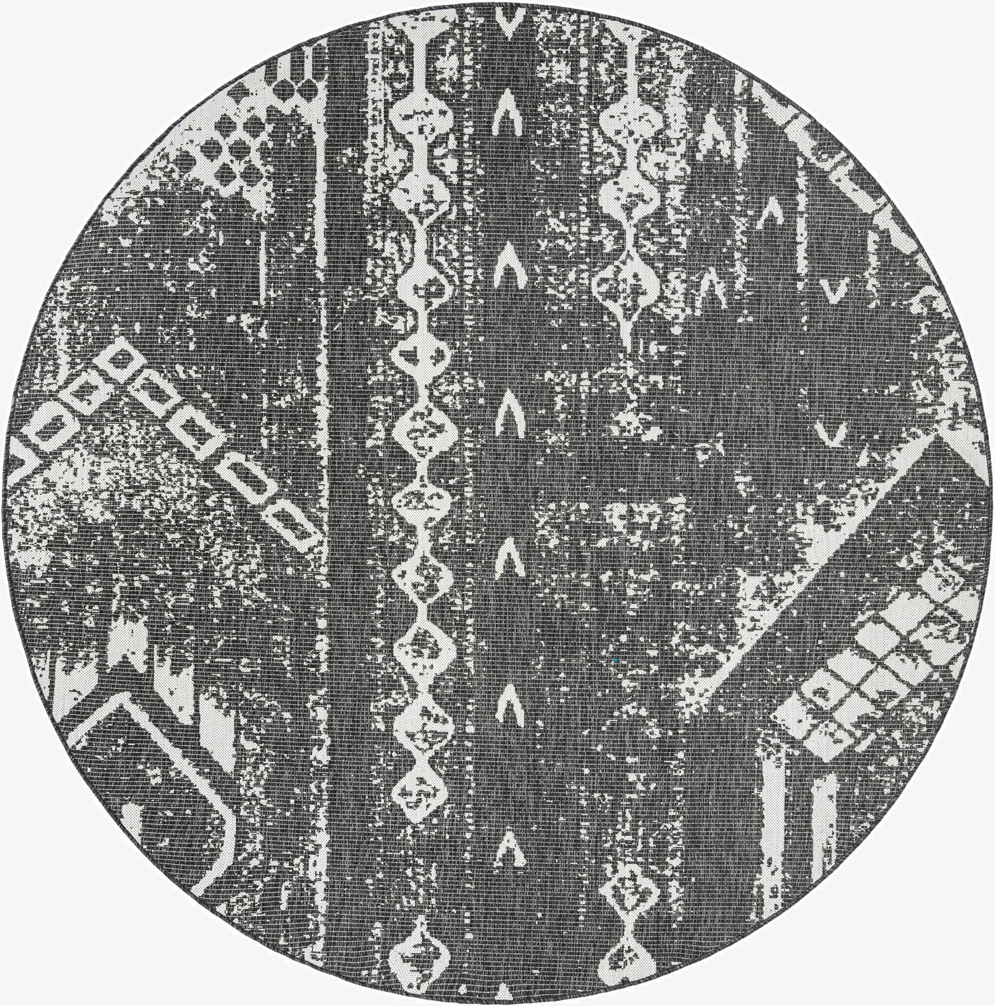 7' 10 x 7' 10  Washable Bohemian Indoor / Outdoor Round Rug