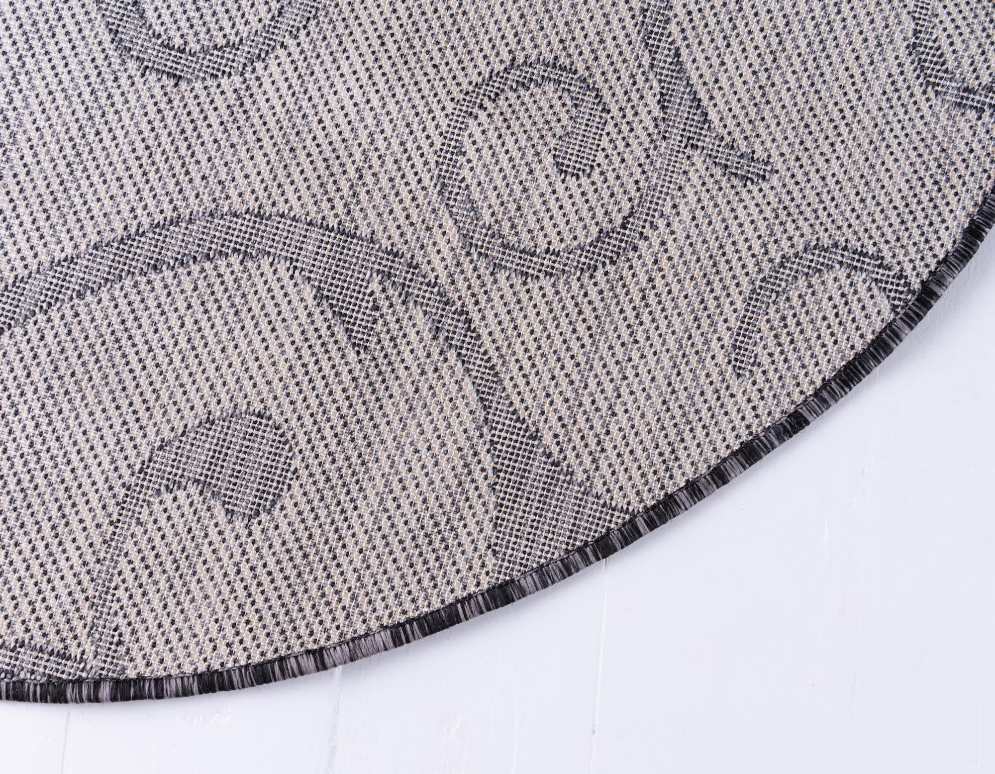 4' x 4' Easy-Clean Botanical Indoor / Outdoor Round Rug