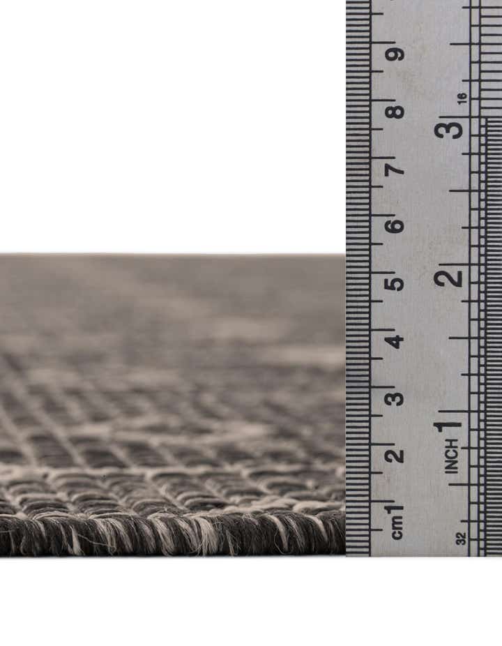 4' x 4' Easy-Clean Lattice Indoor / Outdoor Round Rug