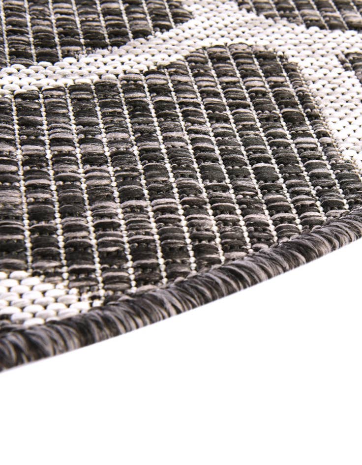 Detail image of 4' x 4'  Washable Safari Indoor / Outdoor Round Rug