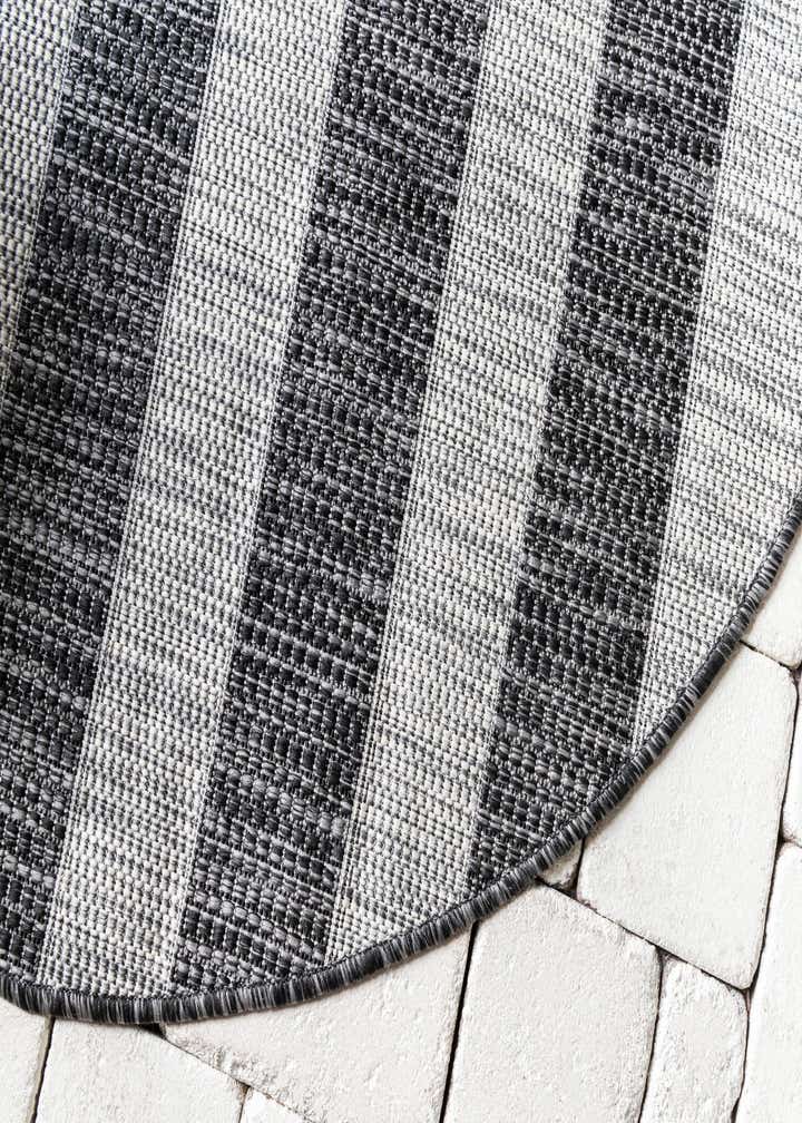 13' x 13' Easy-Clean Striped Indoor / Outdoor Round Rug