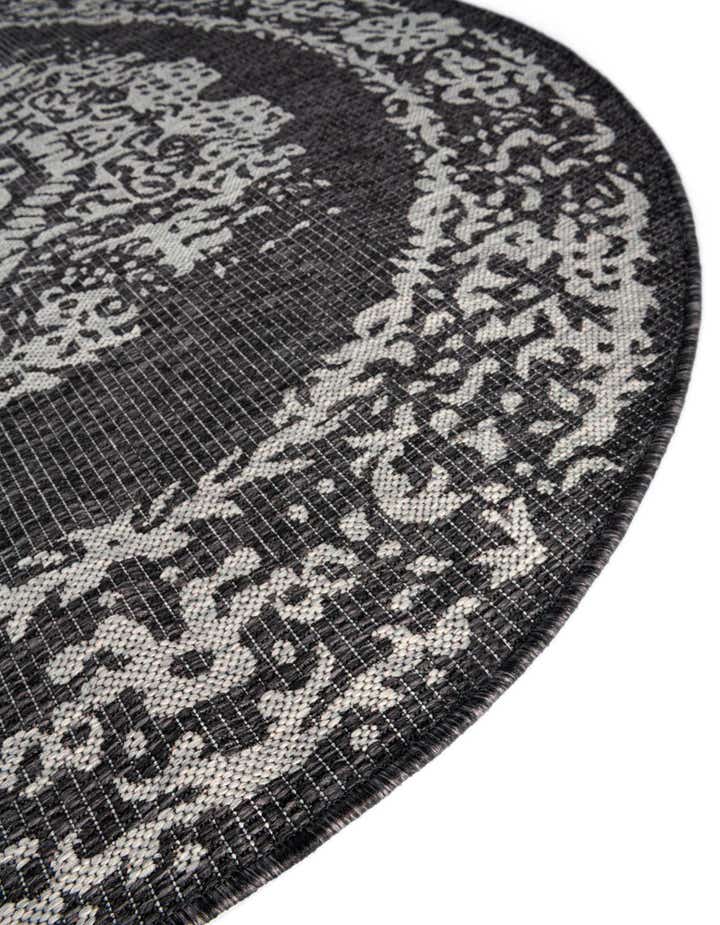 4' x 4' Easy-Clean Traditional Indoor / Outdoor Round Rug