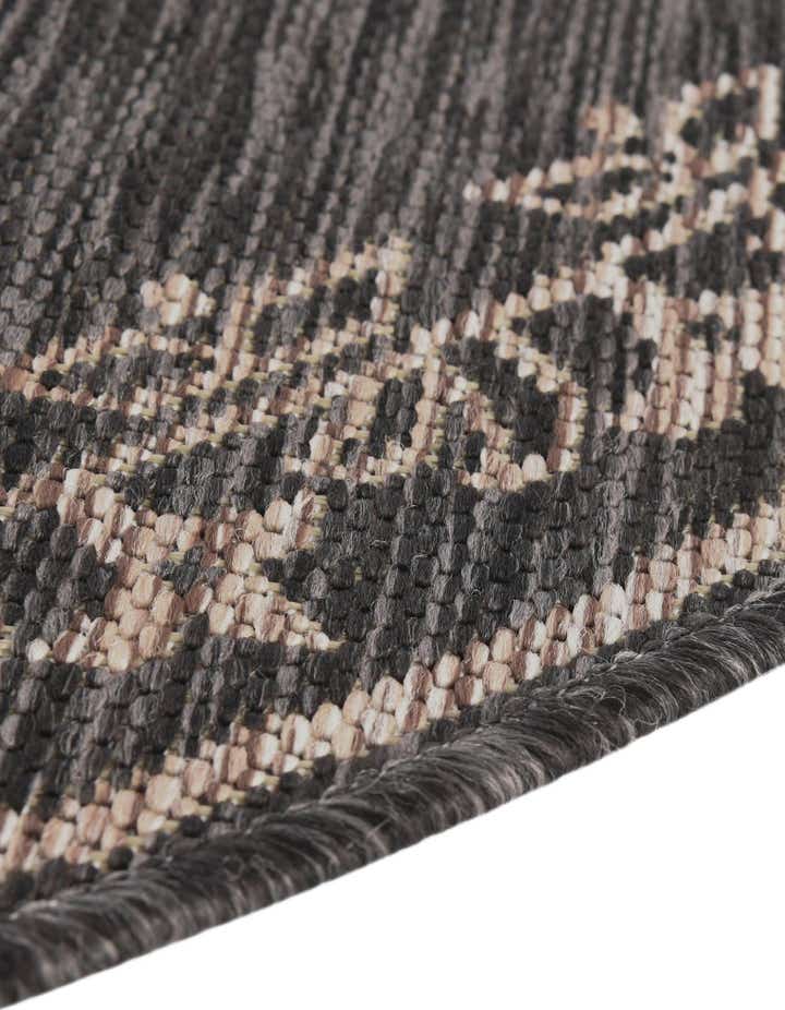 4' x 4' Easy-Clean Traditional Indoor / Outdoor Round Rug