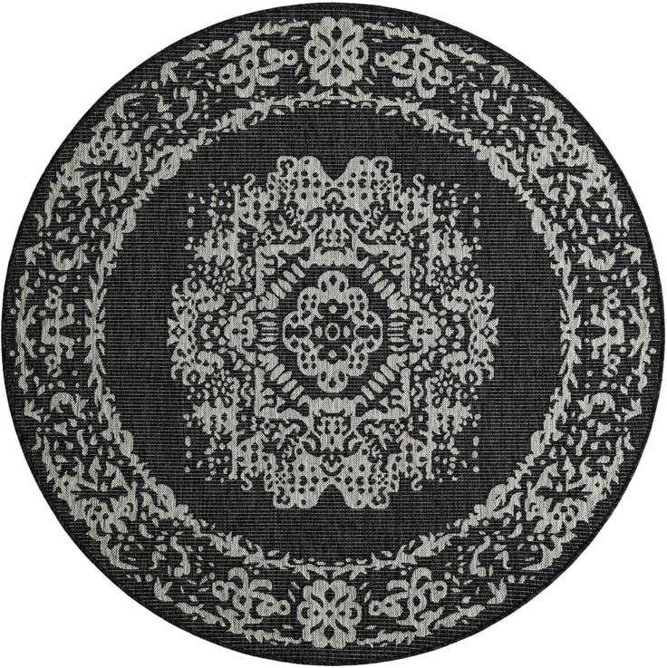 Detail image of 6' x 6' Easy-Clean Traditional Indoor / Outdoor Round Rug