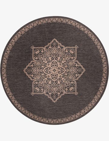 10' 8 x 10' 8 Easy-Clean Traditional Indoor / Outdoor Round Rug