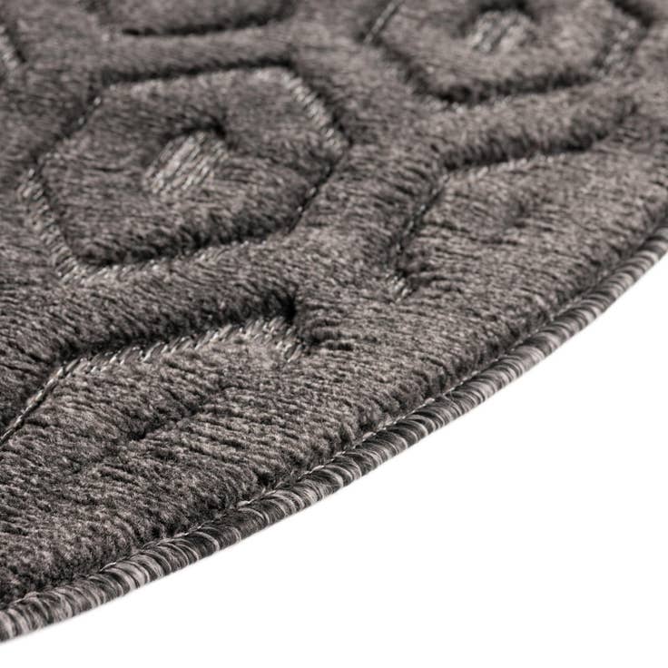 Detail image of 4' x 4' Easy-Clean Trellis Textured Indoor / Outdoor Round Rug