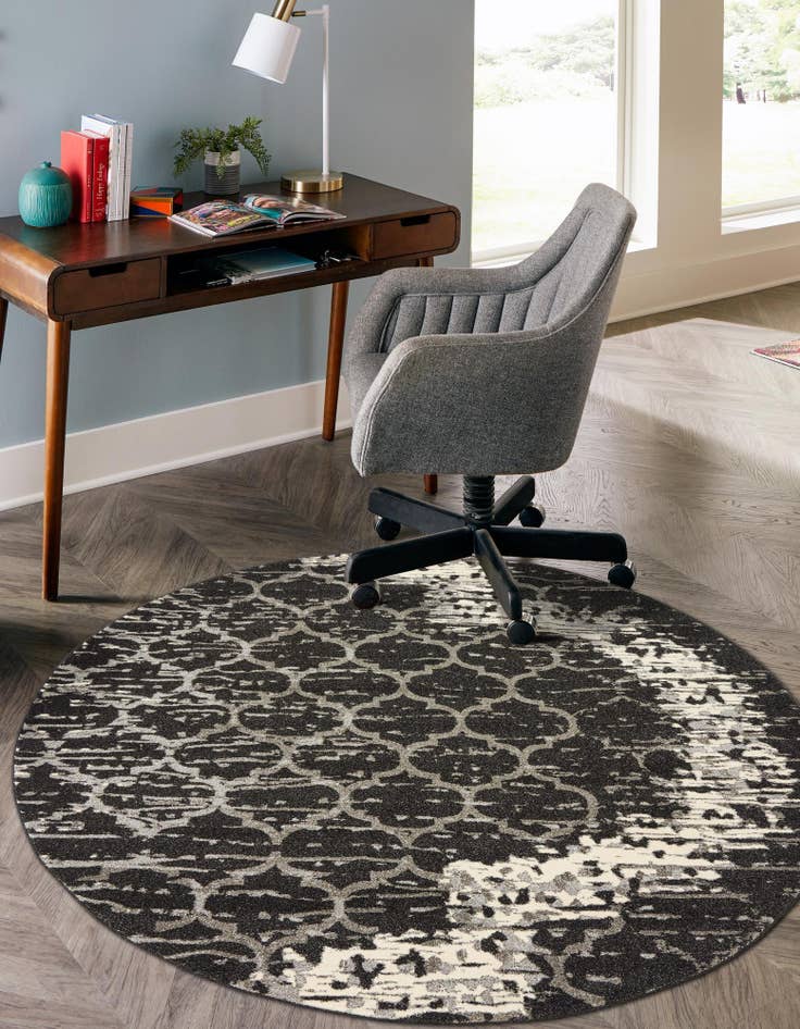 Detail image of 6' x 6' Trellis Round Rug