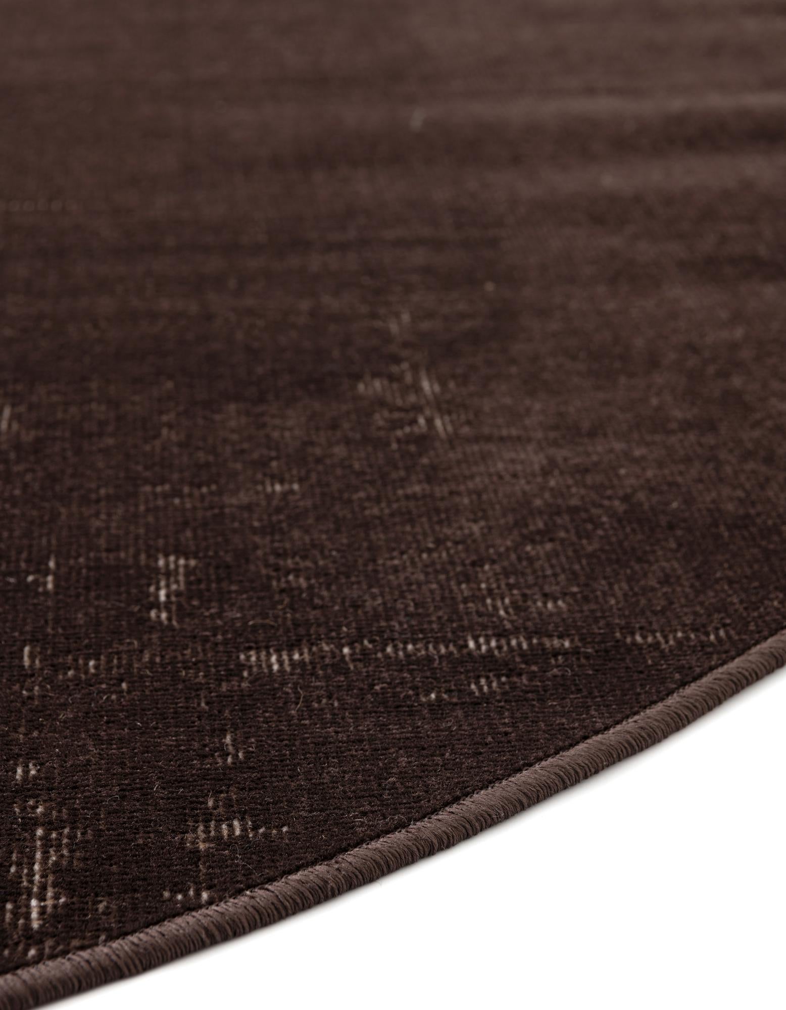 5' 3 x 5' 3 Valencia Round Rug