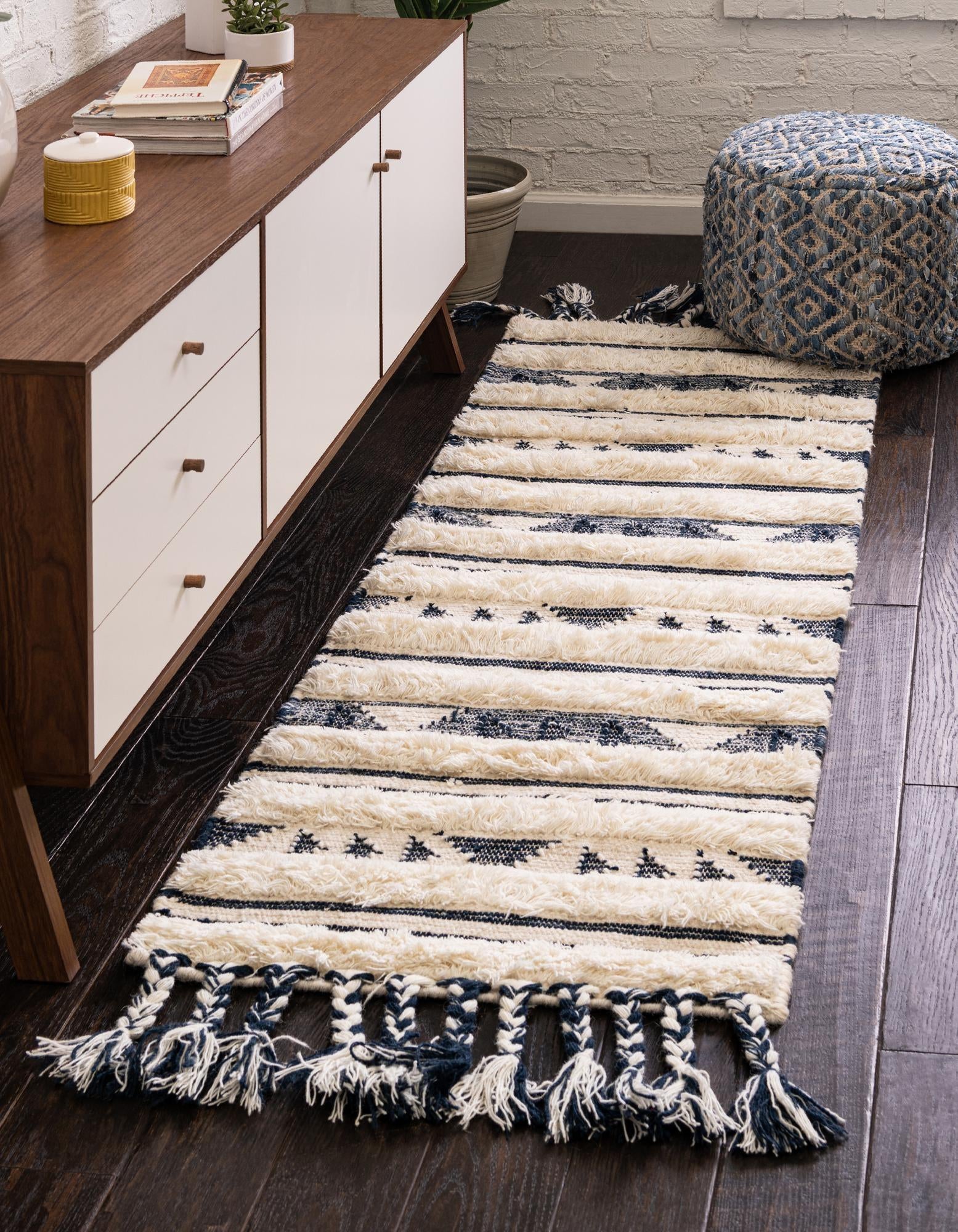 2' 2 x 6' 1 Hand Woven Arizona Wool Runner Rug