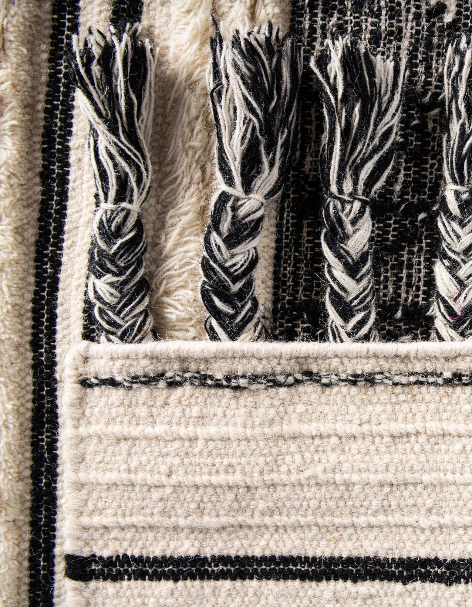 2' 2 x 6' 1 Hand Woven Arizona Wool Runner Rug