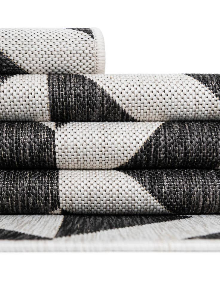 Detail image of 2' x 6'  Washable Jill Zarin Napa Indoor / Outdoor Runner Rug