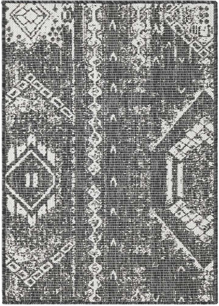 2' x 4' Easy-Clean Bohemian Indoor / Outdoor Runner Rug