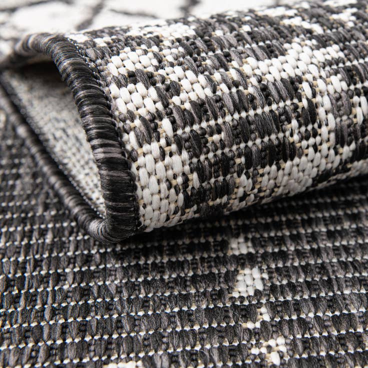 Detail image of 2' 7 x 12' Easy-Clean Bohemian Indoor / Outdoor Runner Rug
