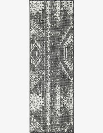 2' x 6' Easy-Clean Bohemian Indoor / Outdoor Runner Rug