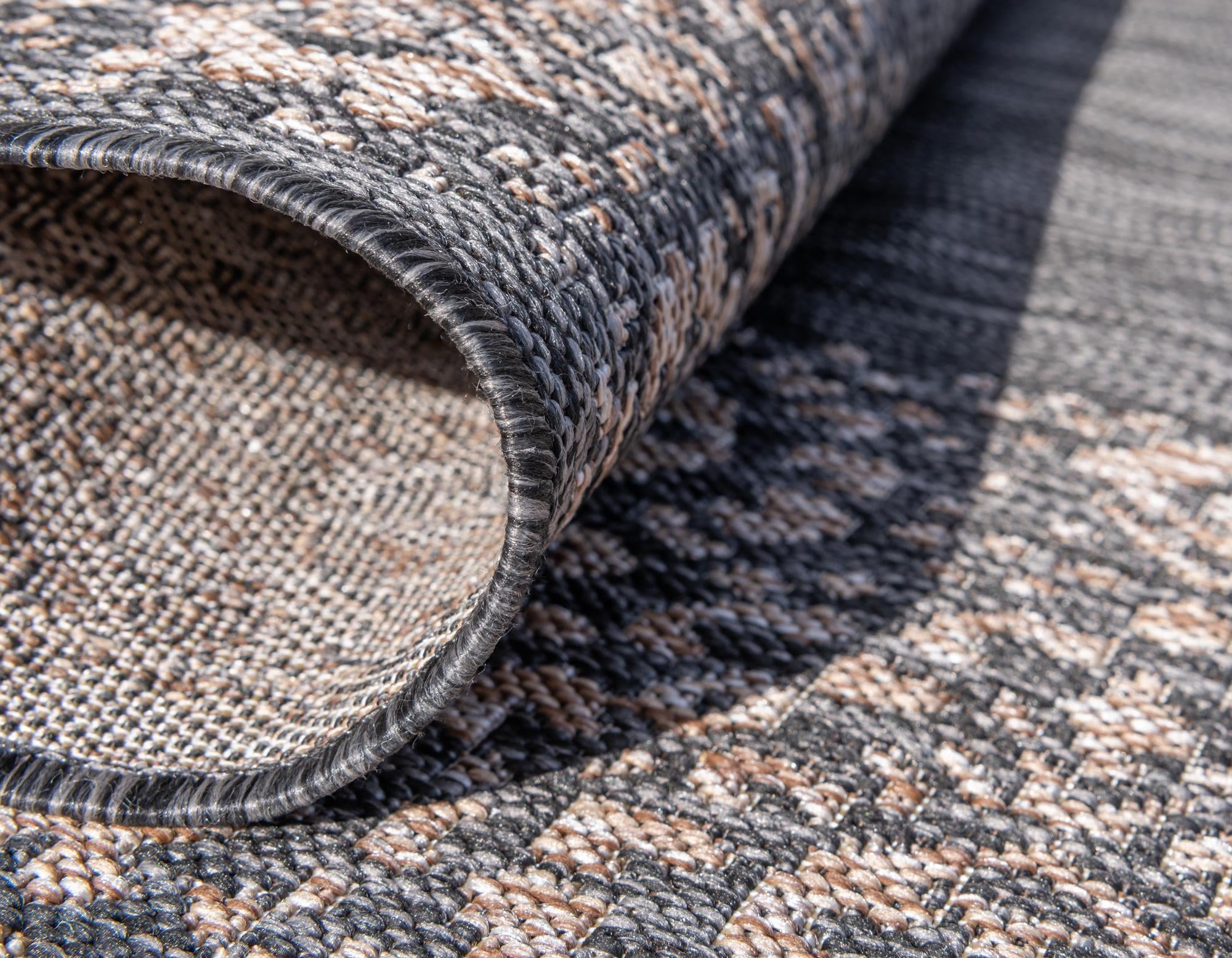 2' x 6' Easy-Clean Border Indoor / Outdoor Runner Rug