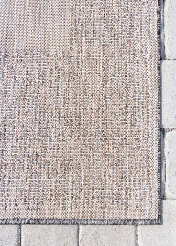 2' x 6' Easy-Clean Border Indoor / Outdoor Runner Rug