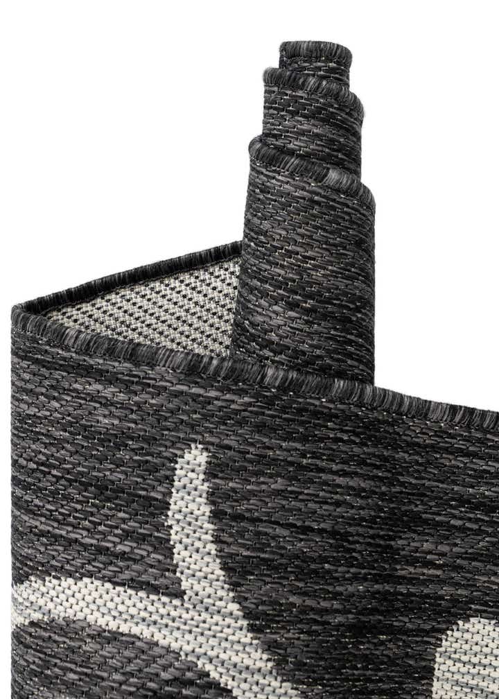 2' x 6' Easy-Clean Botanical Indoor / Outdoor Runner Rug