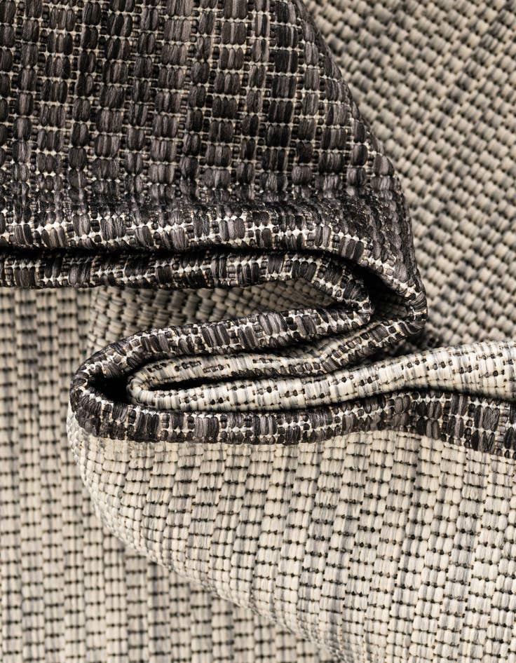 Detail image of 2' x 6' Washable Ribbon Indoor / Outdoor Runner Rug