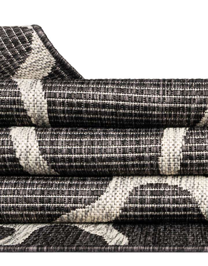 2' x 6' Easy-Clean Safari Indoor / Outdoor Runner Rug