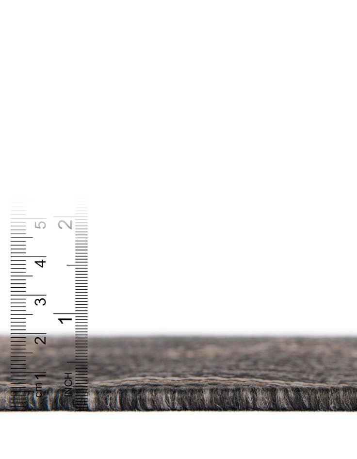 Detail image of 2' x 6'  Washable Traditional Indoor / Outdoor Runner Rug