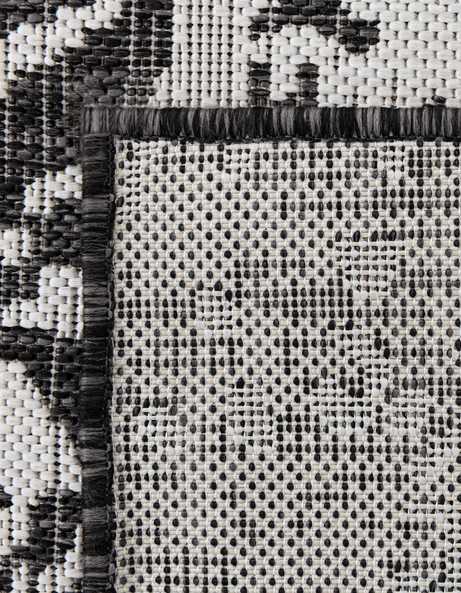 13' x 13' Easy-Clean Jill Zarin Dubai Indoor / Outdoor Square Rug