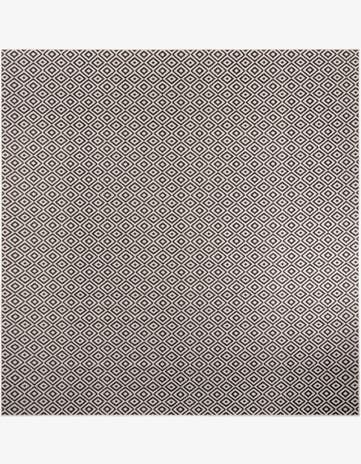 Charcoal Gray Easy-Clean Jill Zarin Costa Rica Indoor / Outdoor Square Rug